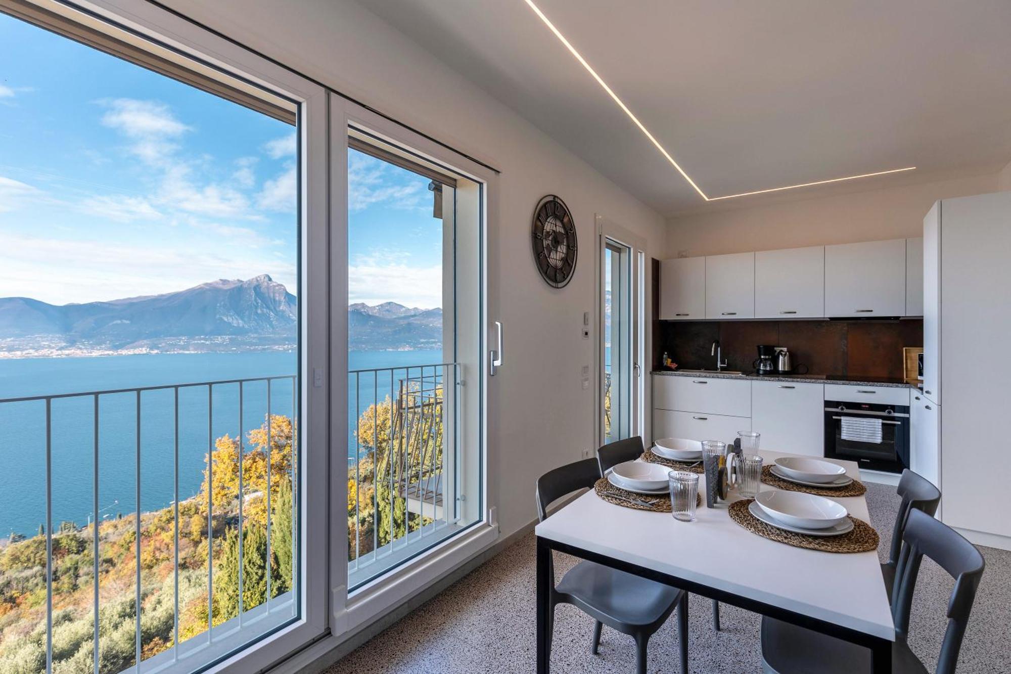 Casa Serena Lake View Torri Del Benaco Exteriör bild